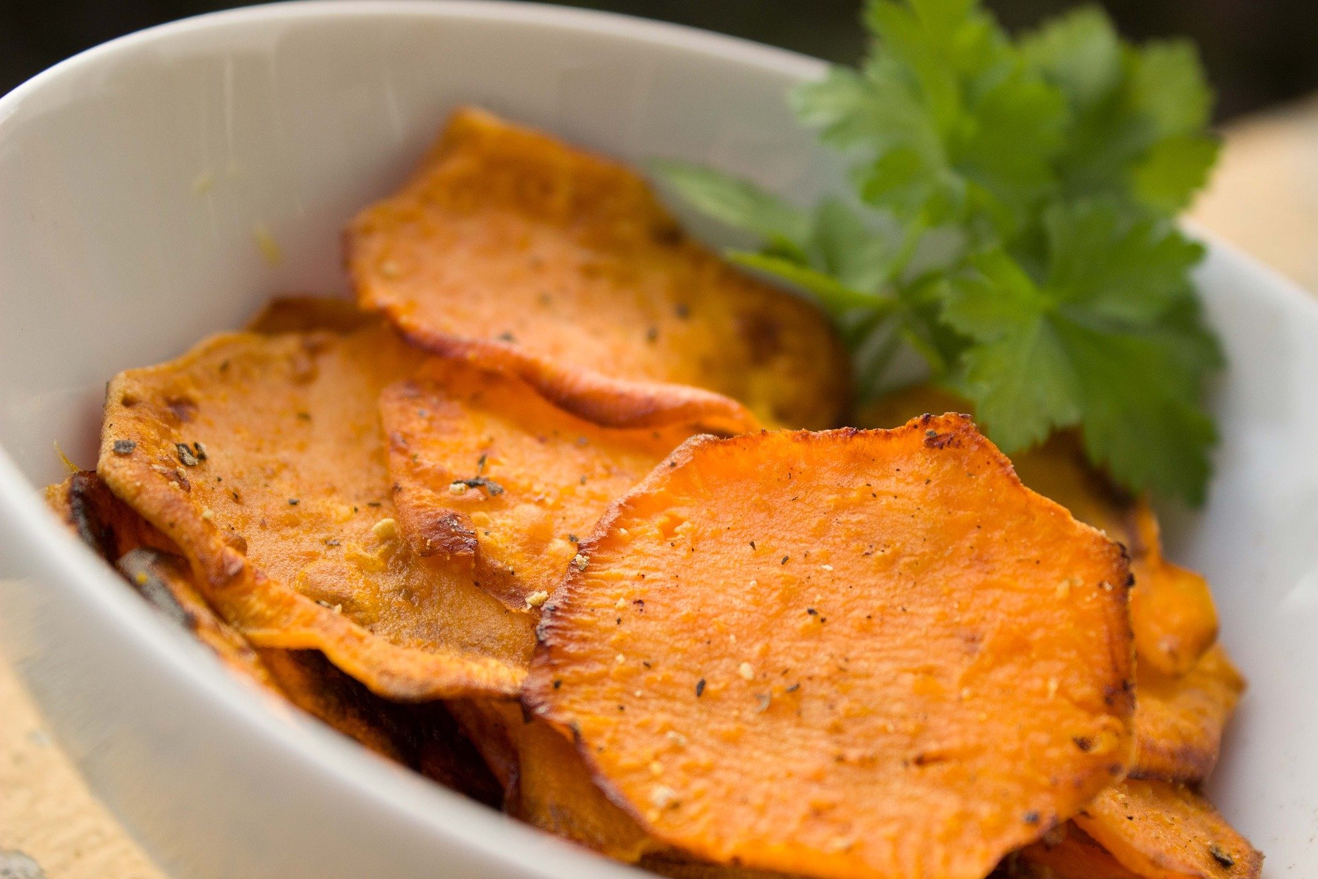 sweet potato chips - Image by Bernadette Wurzinger from Pixabay