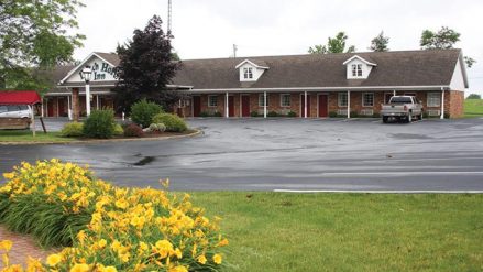 Dutch Host Inn Sugarcreek OH